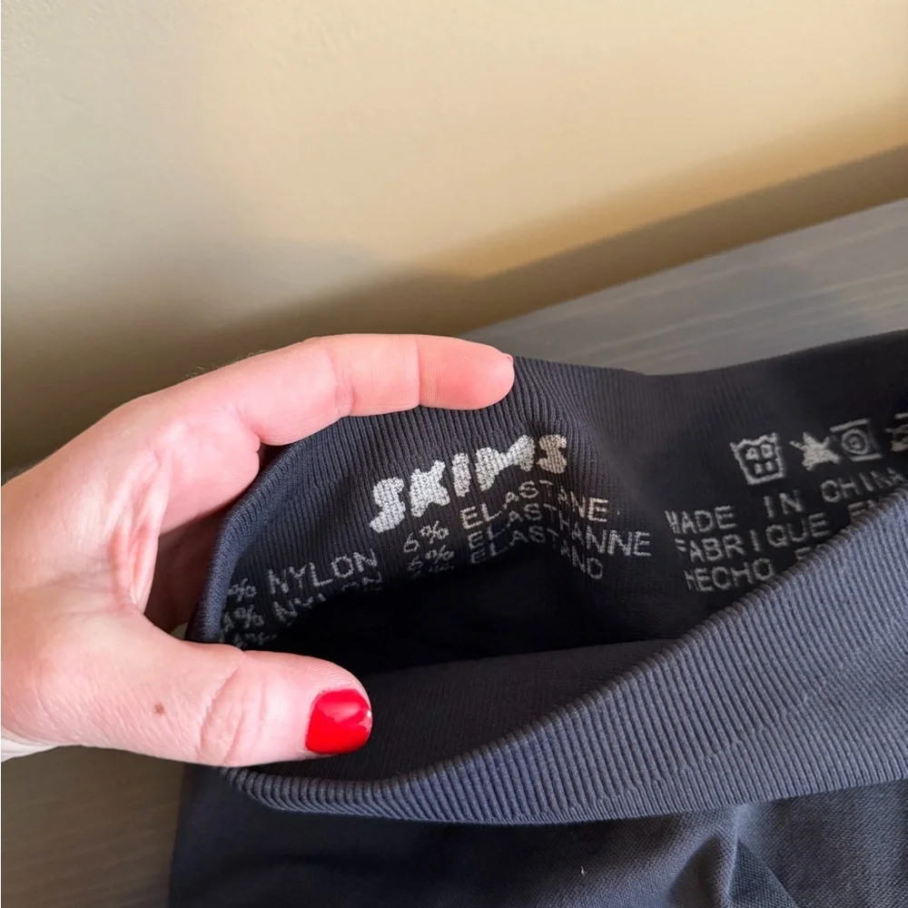 SKIMS Charcoal Contour Lounge Bike Shorts NEW